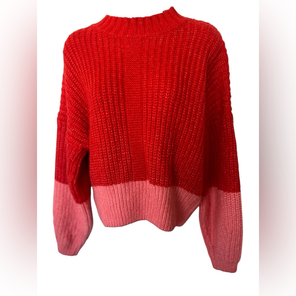 ❤️ GUC ELODIE Red & Pink Colorblock Fuzzy Sweater | Women’s Medium